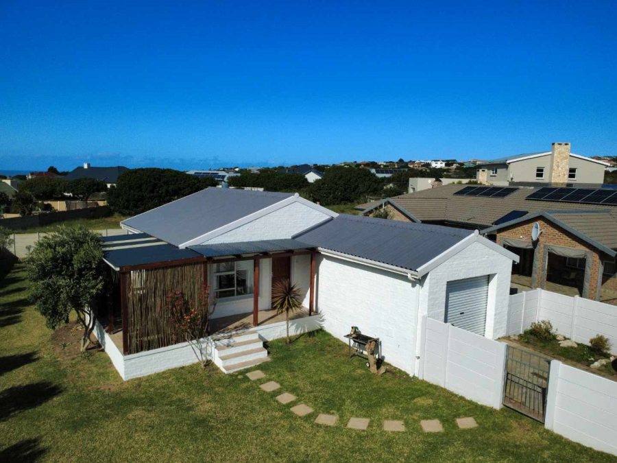 2 Bedroom Property for Sale in Stilbaai Wes Western Cape